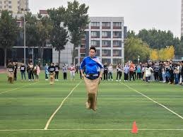 海港在亚冠已跨赛季10场不胜，上次赢球是整整一年前